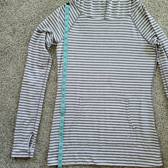 Gap Fit Breathe XS Grey & White Stripe Funnel Neck Hoodie XS with Thumbholes - Picture 10 of 13